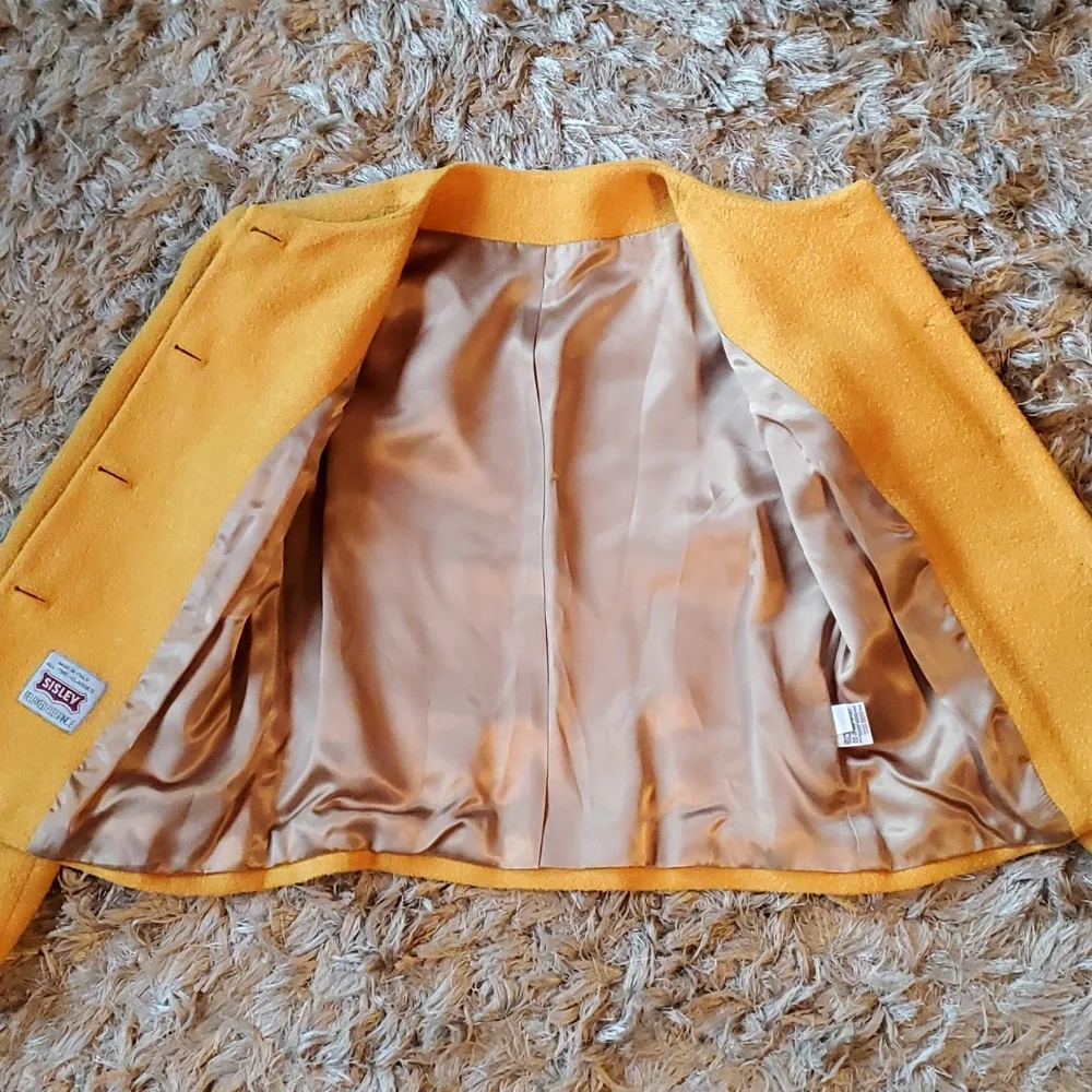 Vintage Sisley Relaxed Elegance yellow wool blazer made in Italy size M - Picture 8 of 13